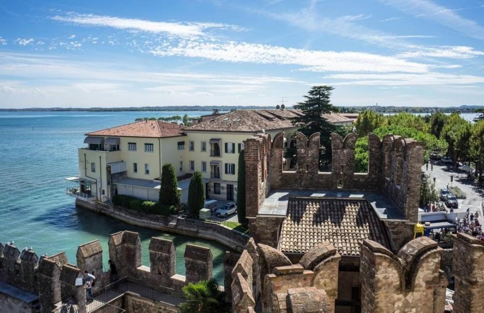 Apartment Artemide - A 150m Dal Di Garda Sirmione
